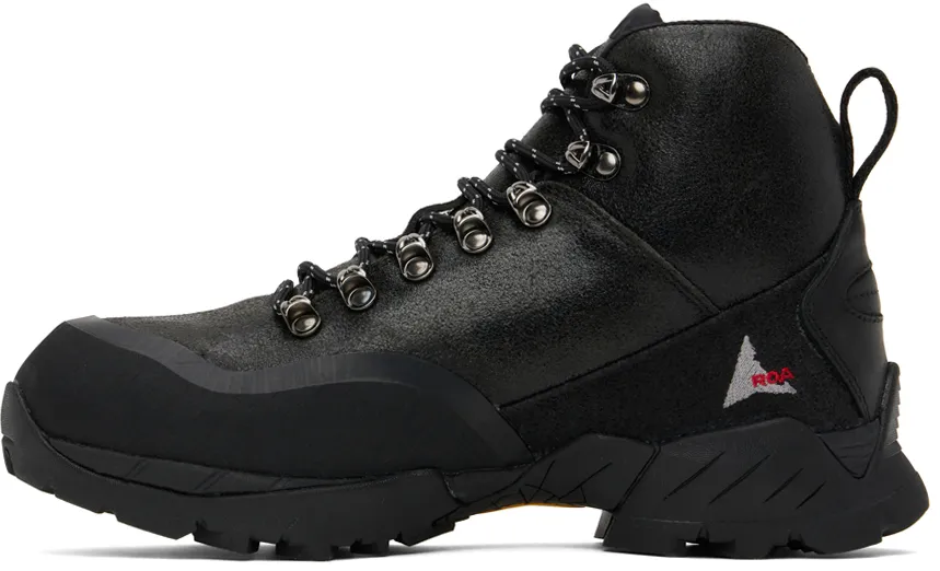 Round-Toe Lace-Up Boots