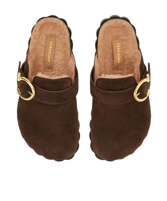 Gancini Clog With Rippled Sole Detail