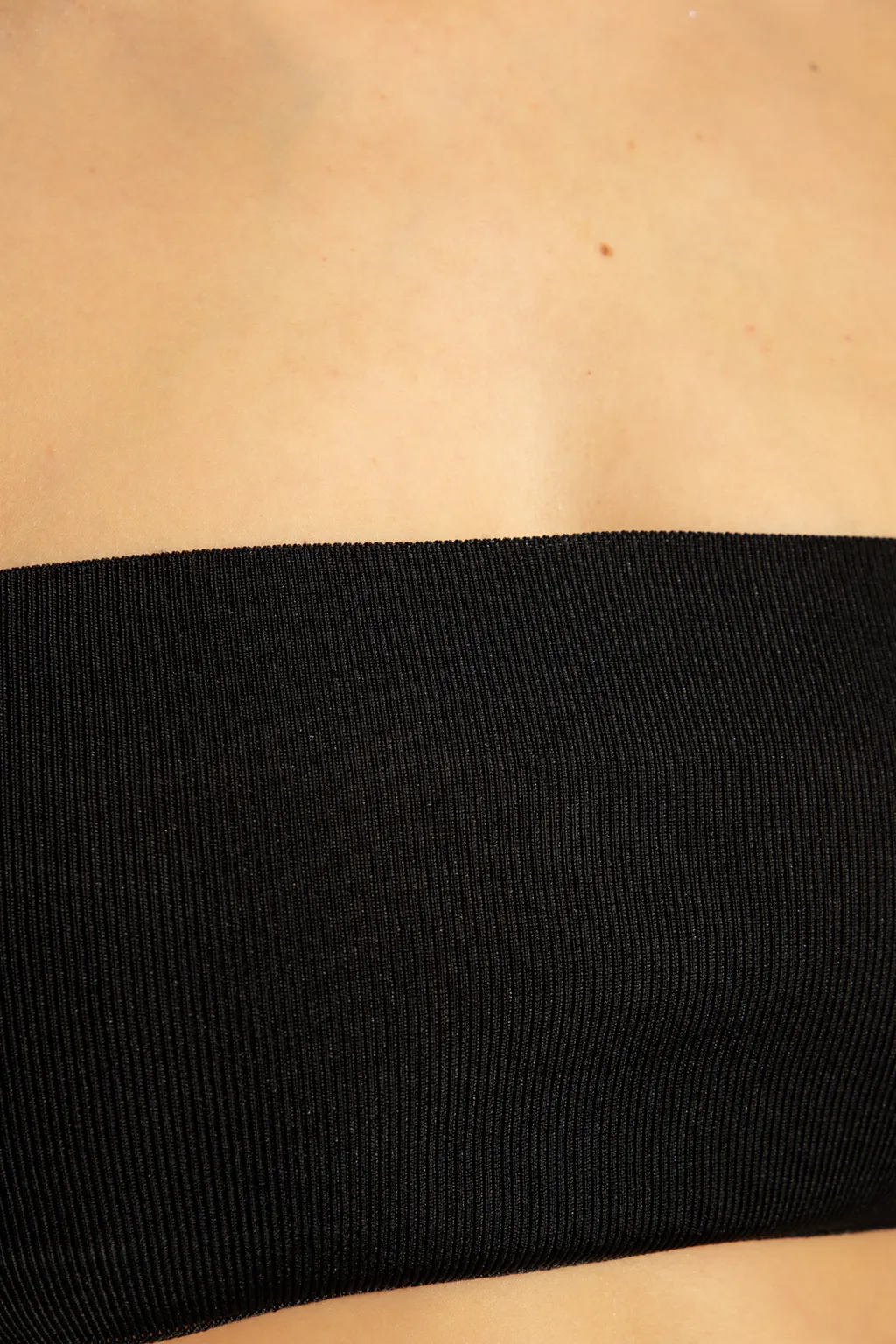 Ribbed Strapless Cropped Bandeau Top