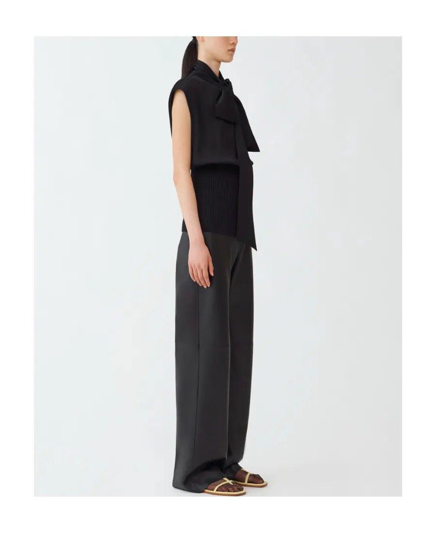 Sleeveless Panelled Blouse