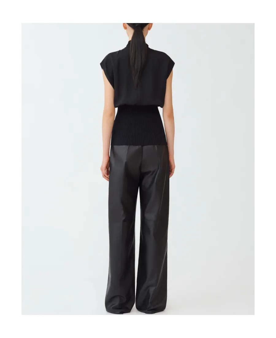 Sleeveless Panelled Blouse
