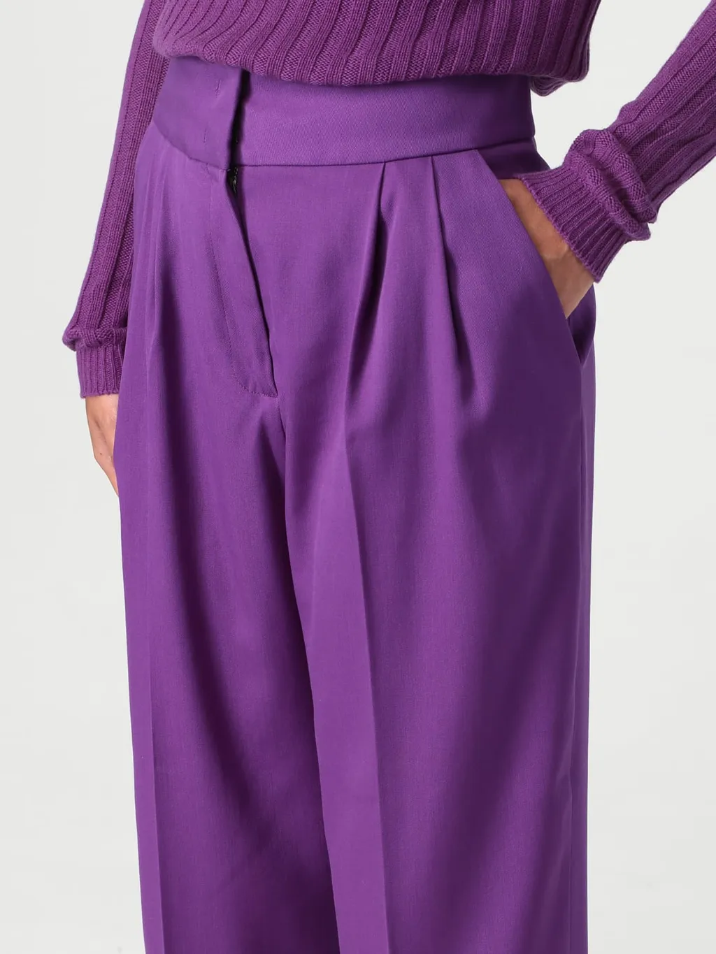 Pleated Detail Casual Pants