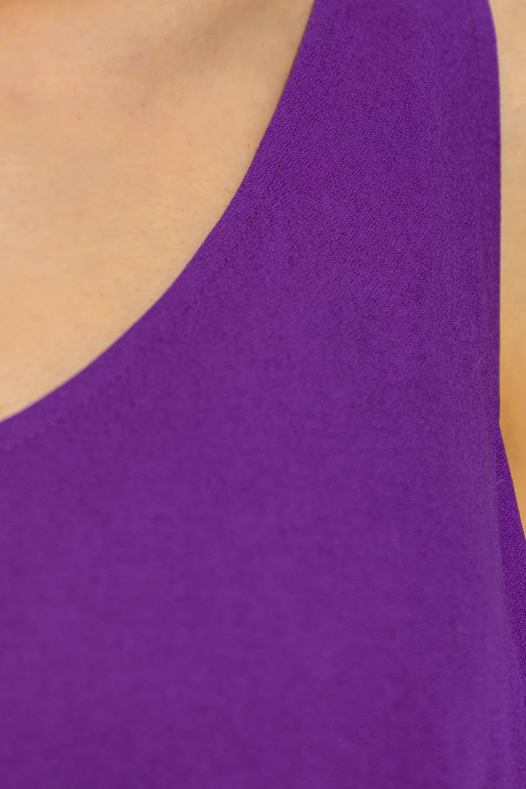 Logo Vest
