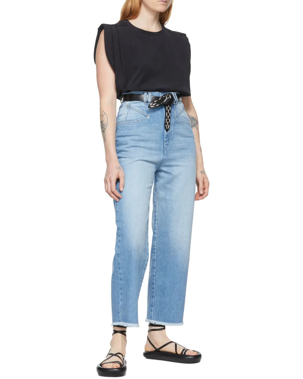 Round-Necked Vest