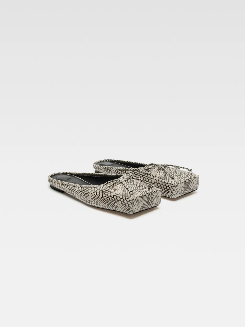 Flat Ballet Mules