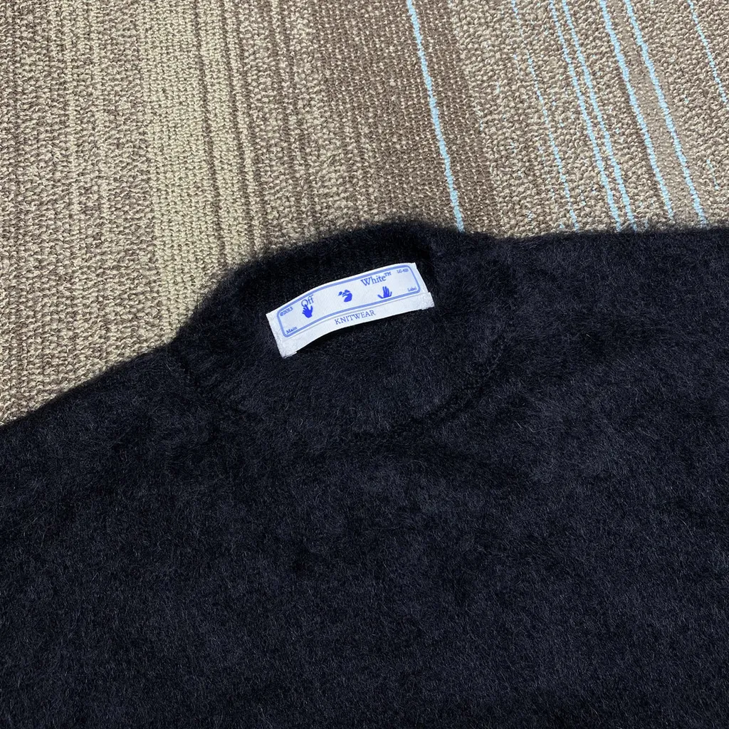 Diagonal Arrows Knitted Jumper