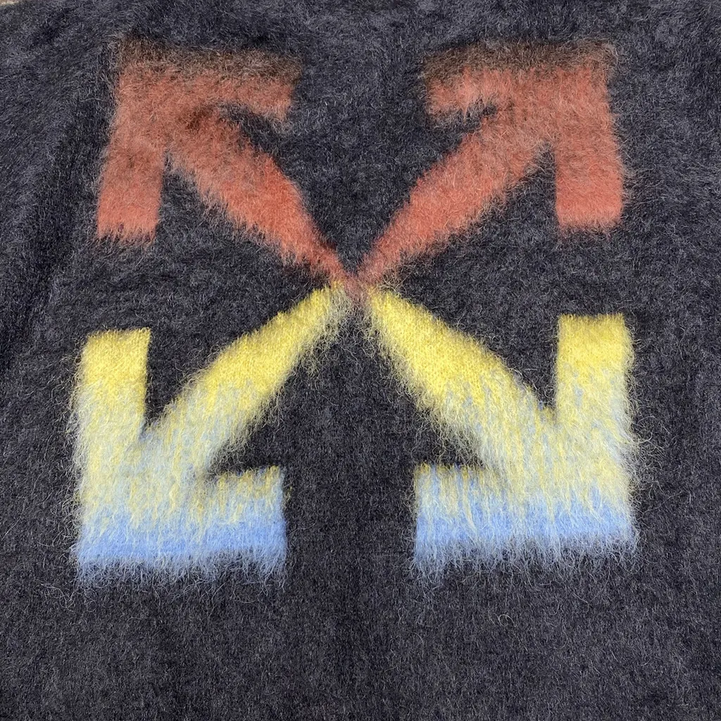 Diagonal Arrows Knitted Jumper