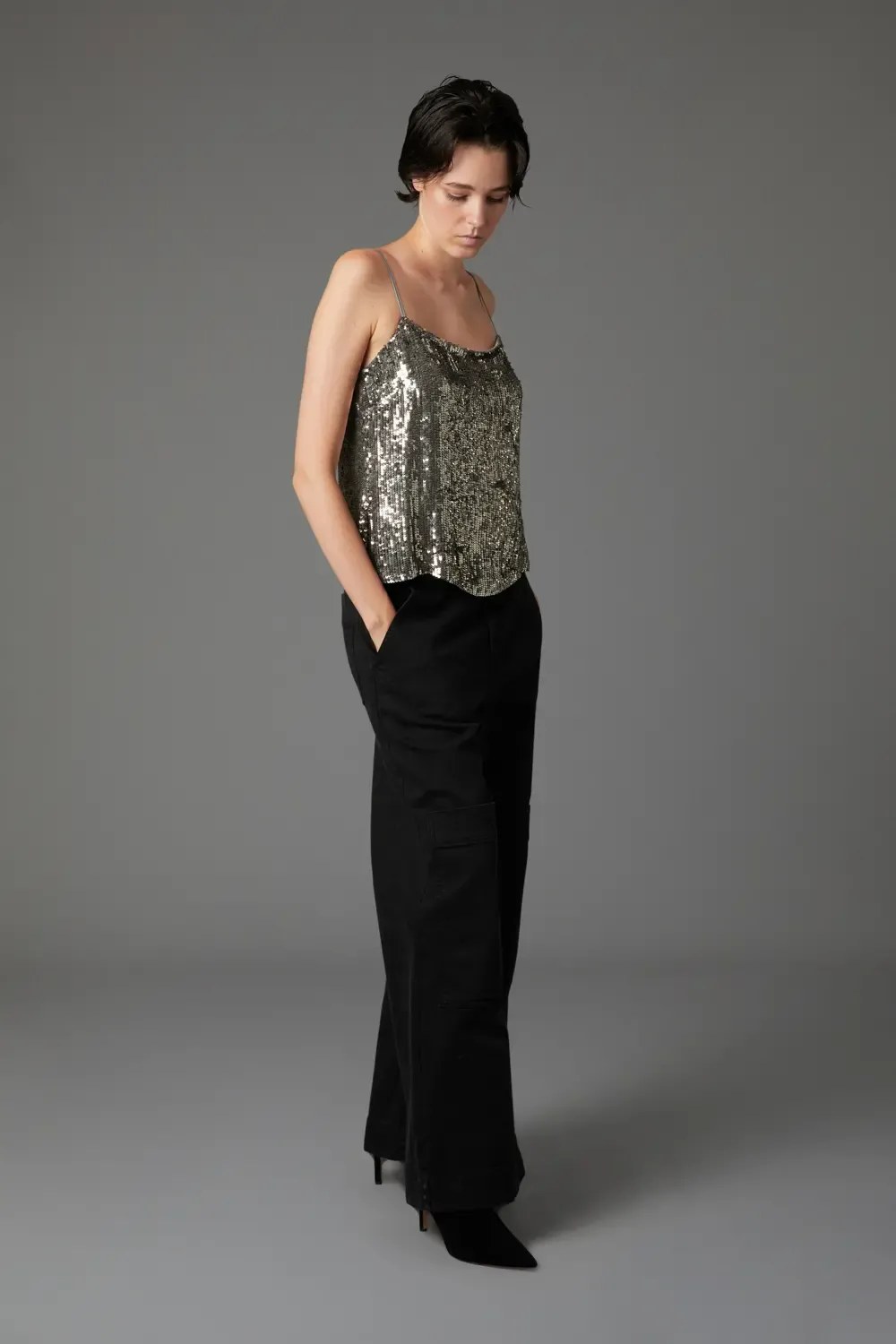 Low-Rise Wide-Leg Jeans