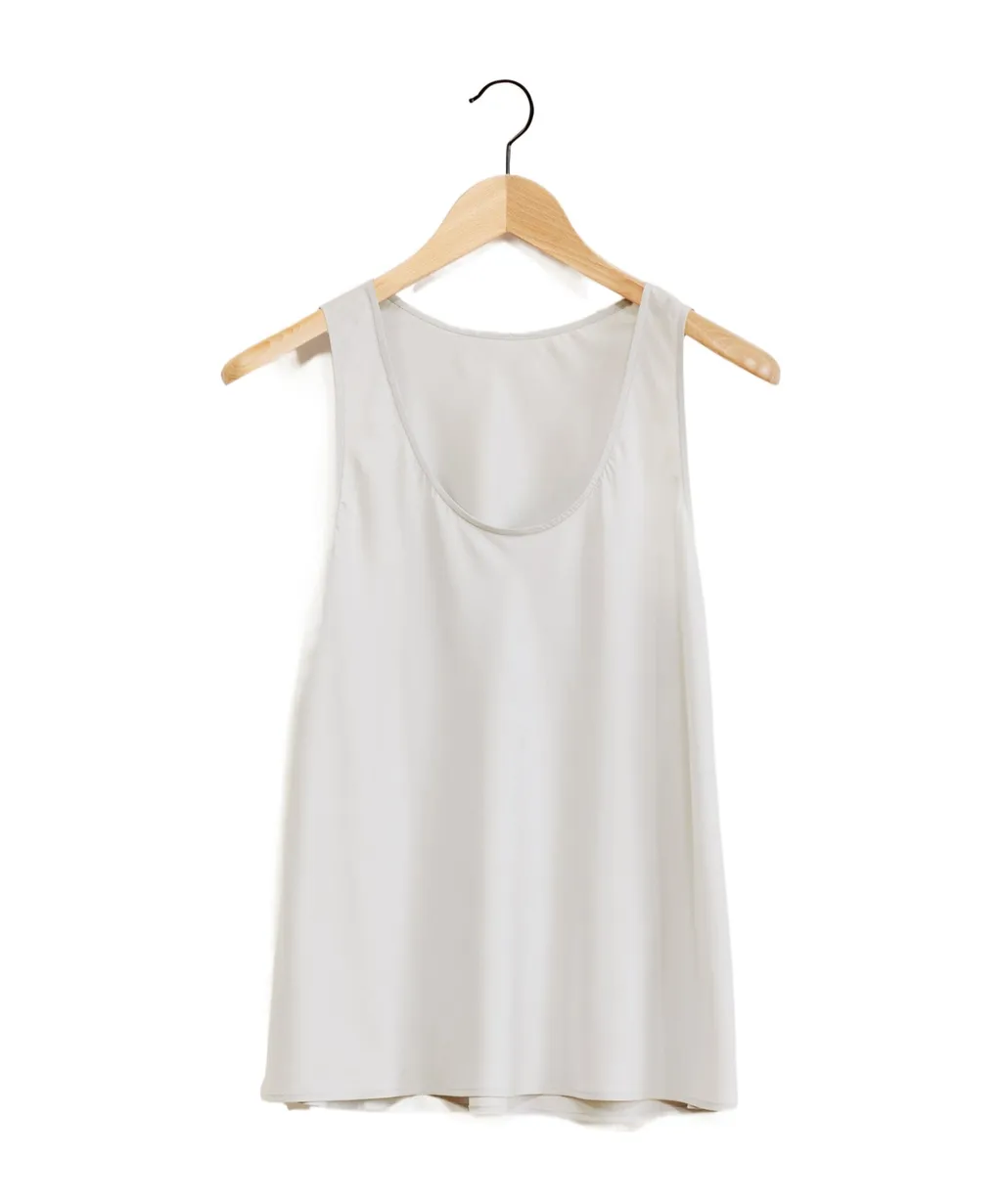 Sleeveless Scoop Neck Top
