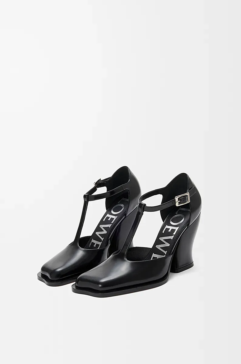 Onda T-Bar Chunky Heel Pumps