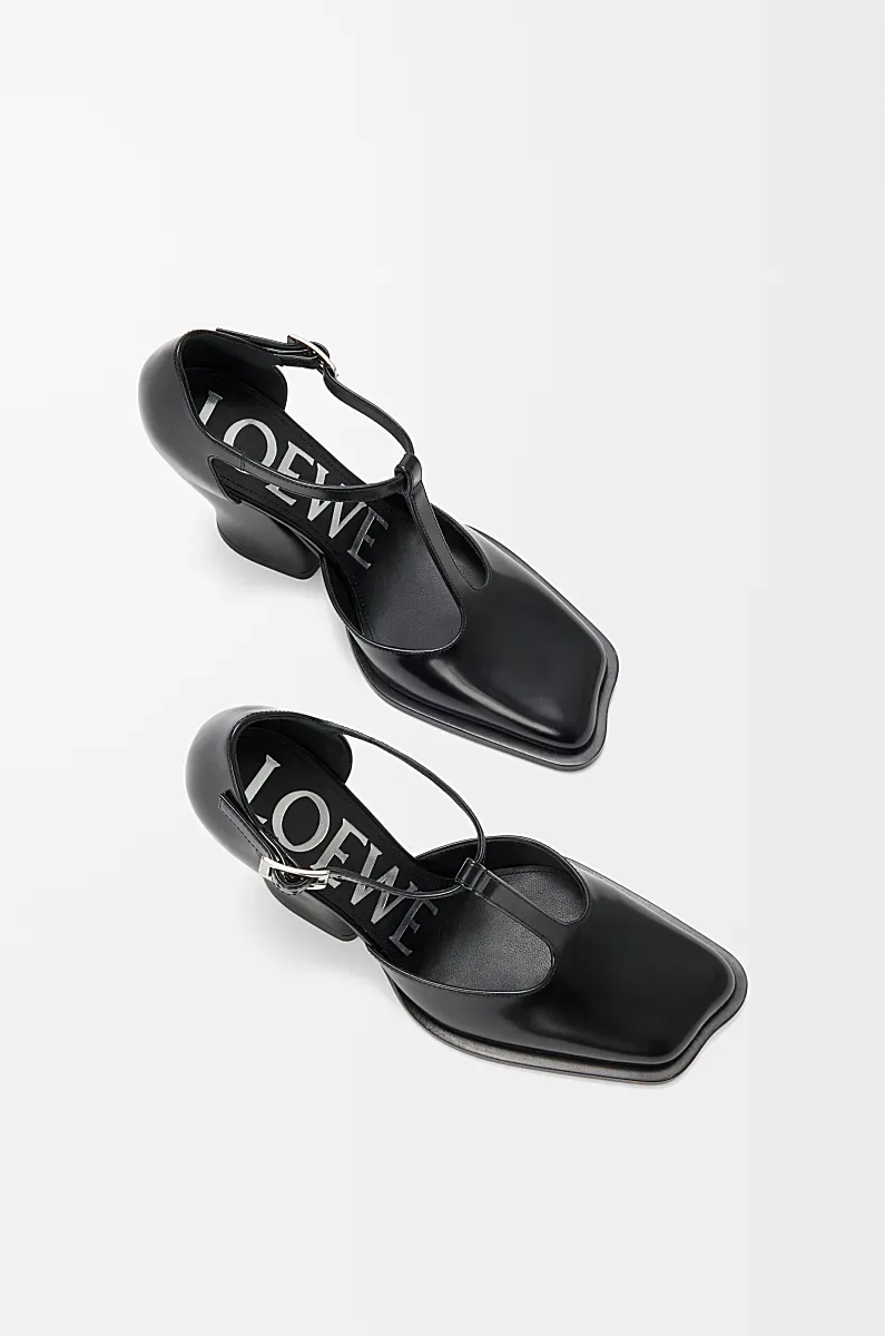Onda T-Bar Chunky Heel Pumps