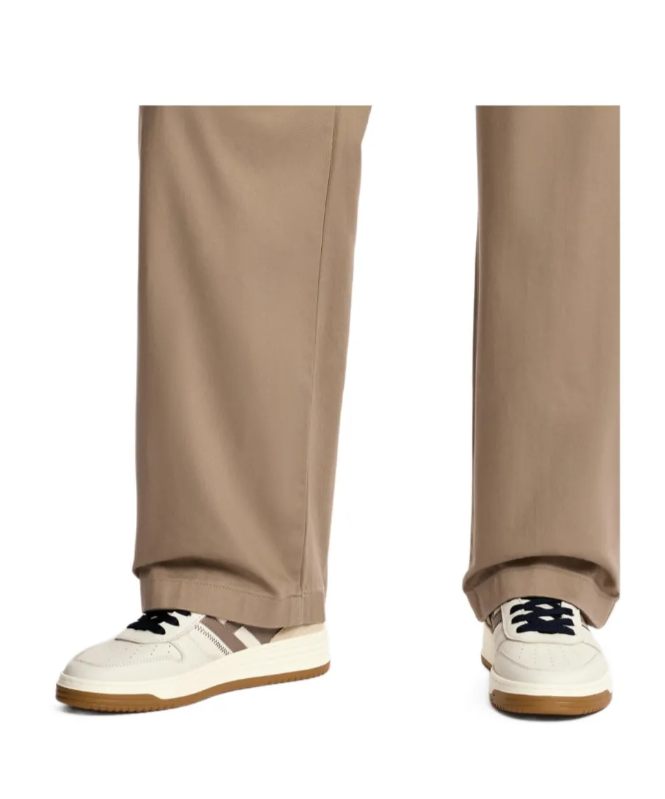 H630 Lace-Up Sneakers