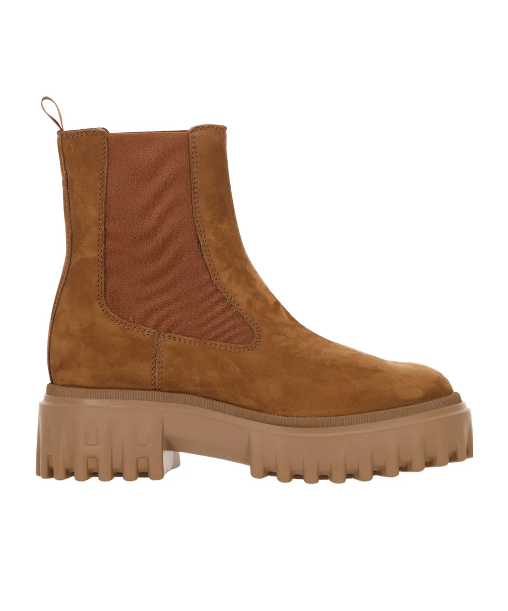 Elastic-Panel Platform Boots