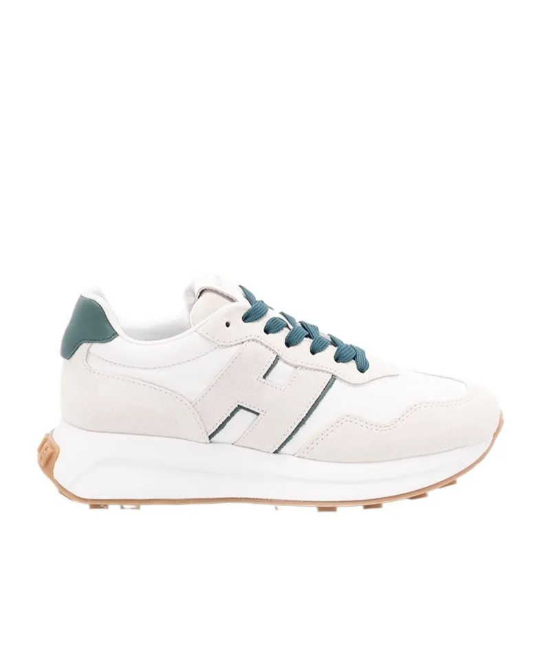 H641 Sneakers