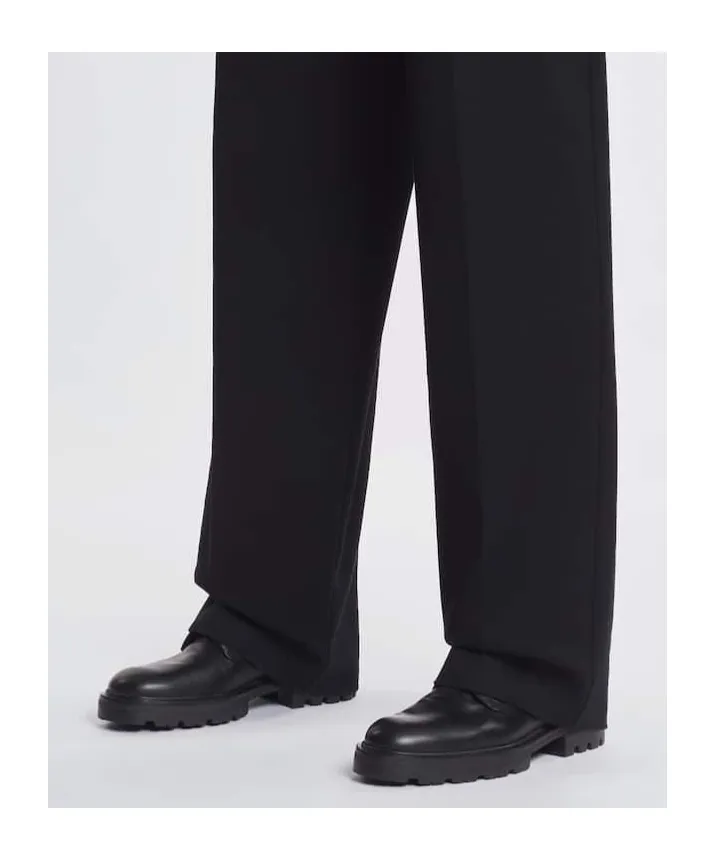 H673 Lace-Up Derby Shoes