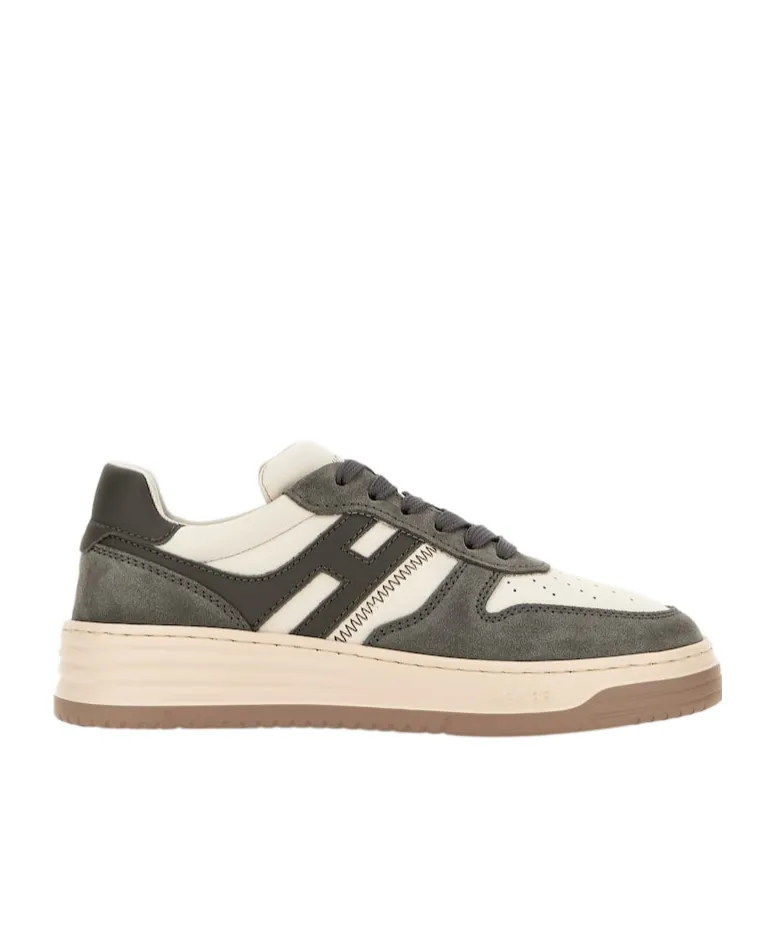 H630 Sneakers
