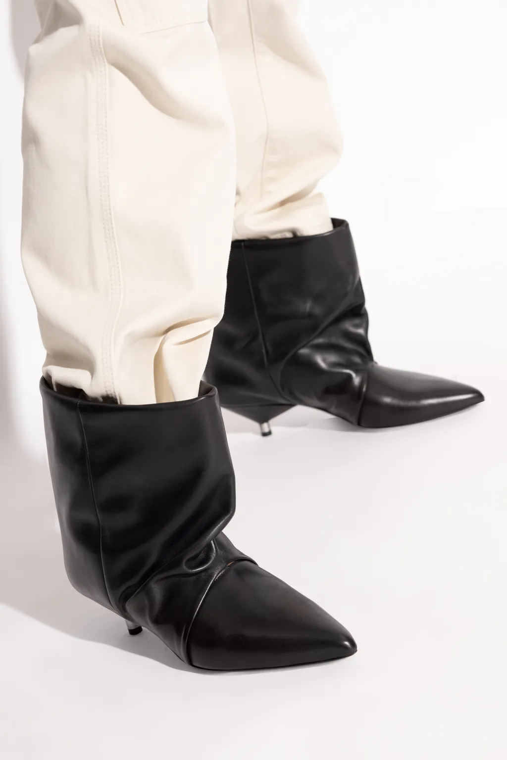 Pointed Short Boots