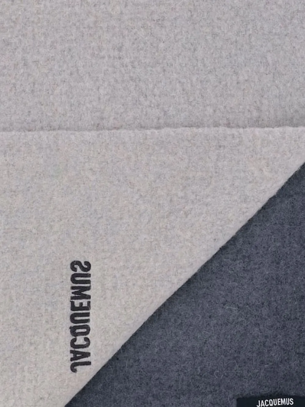 Logo Scarf