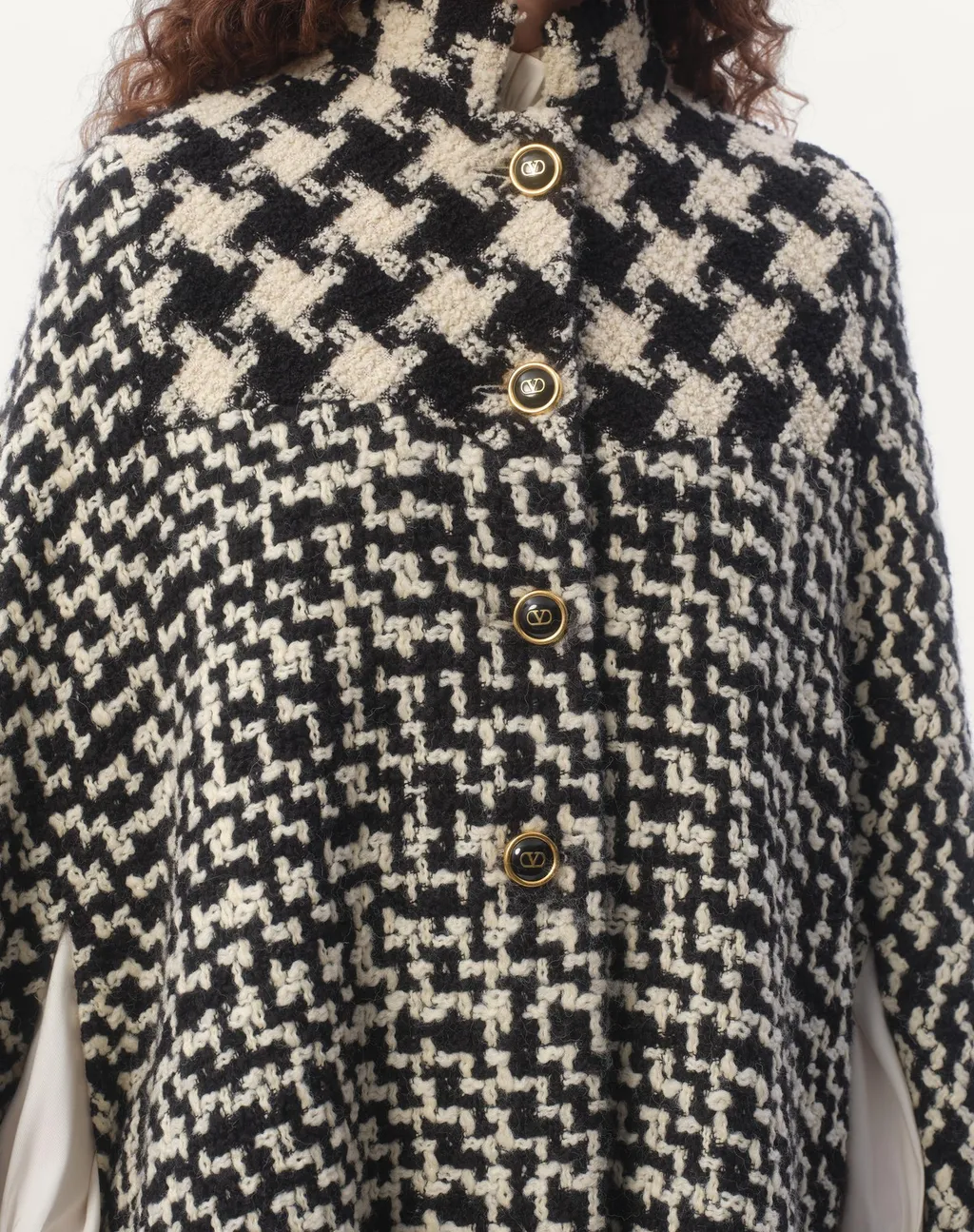 Houndstooth-Pattern Cape