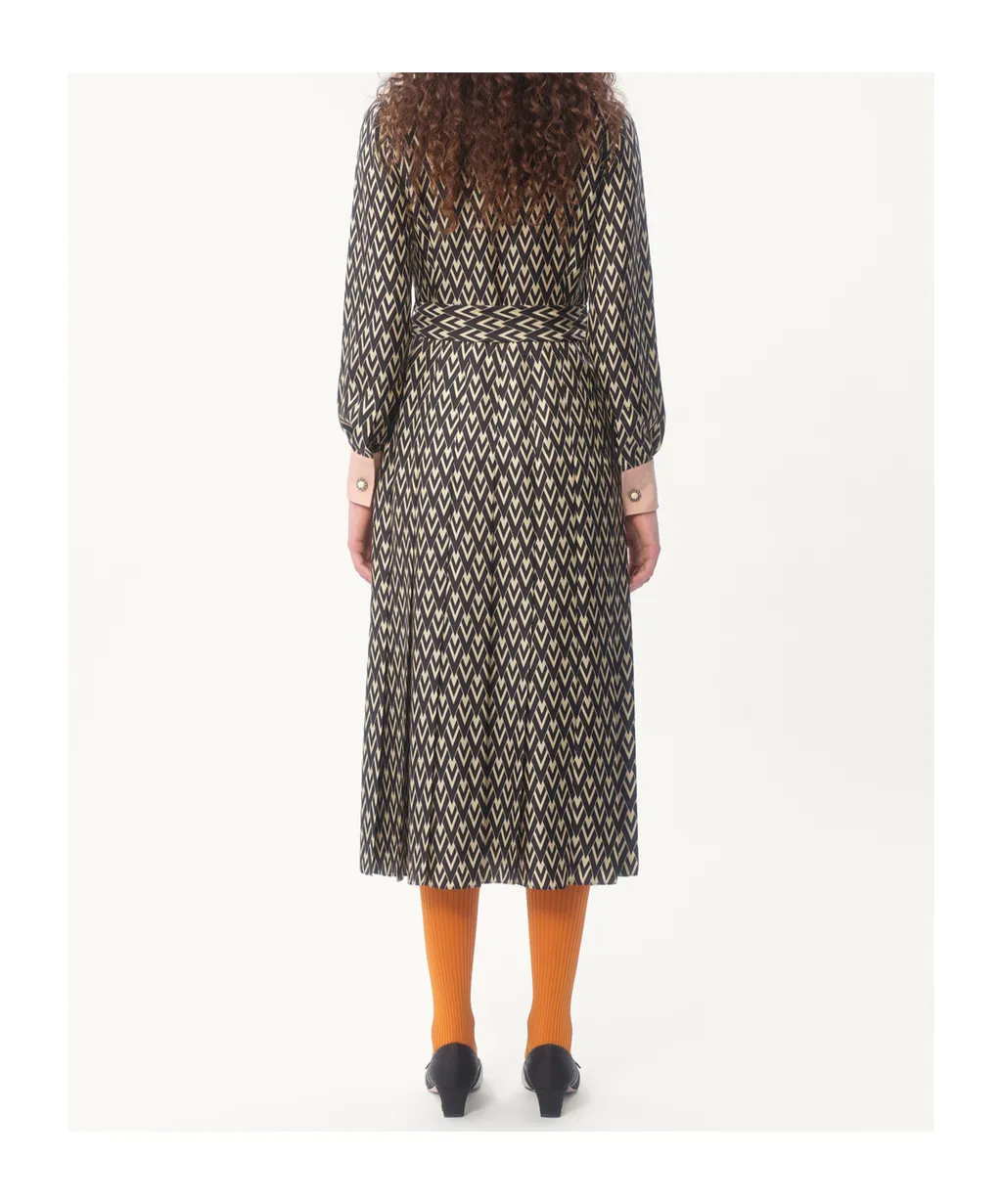 Tied Waist Long-Sleeved Dress