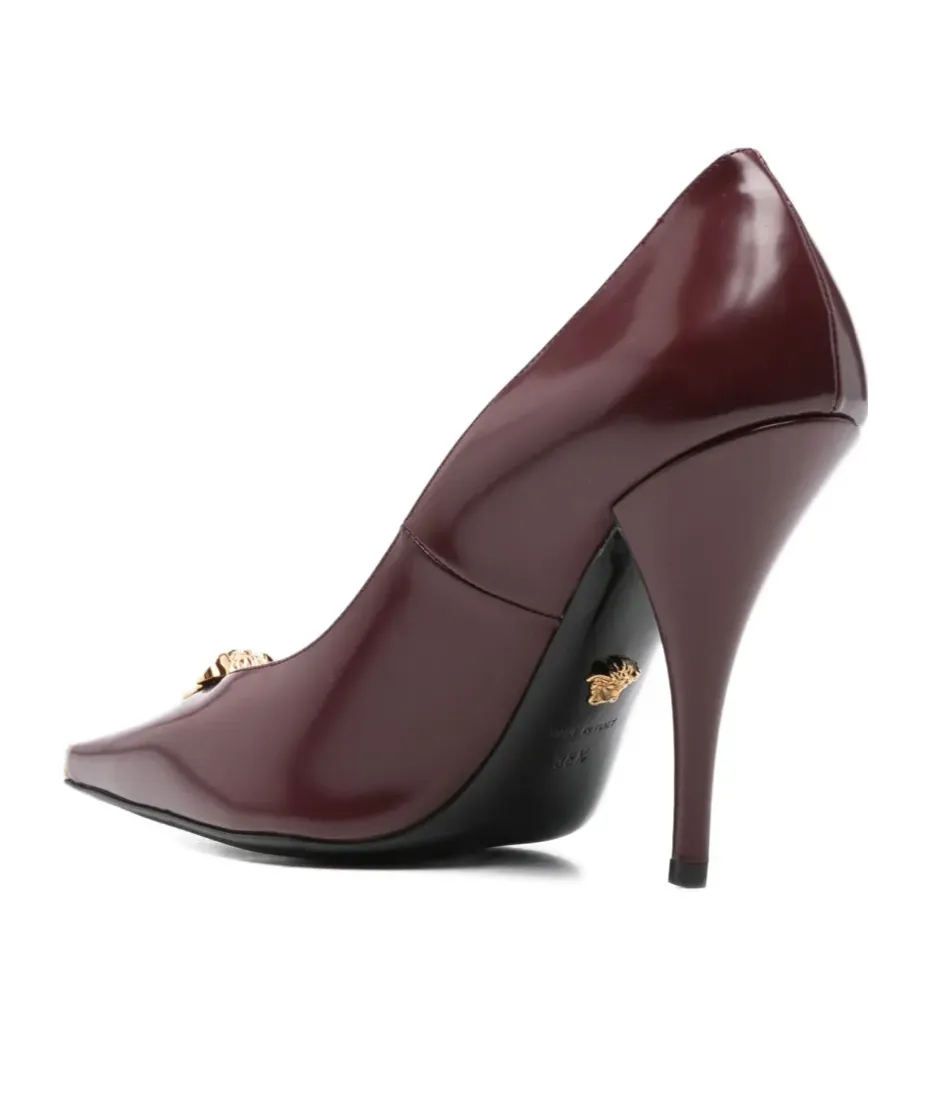 110Mm Medusa-Embellished Pointed-Toe Pumps