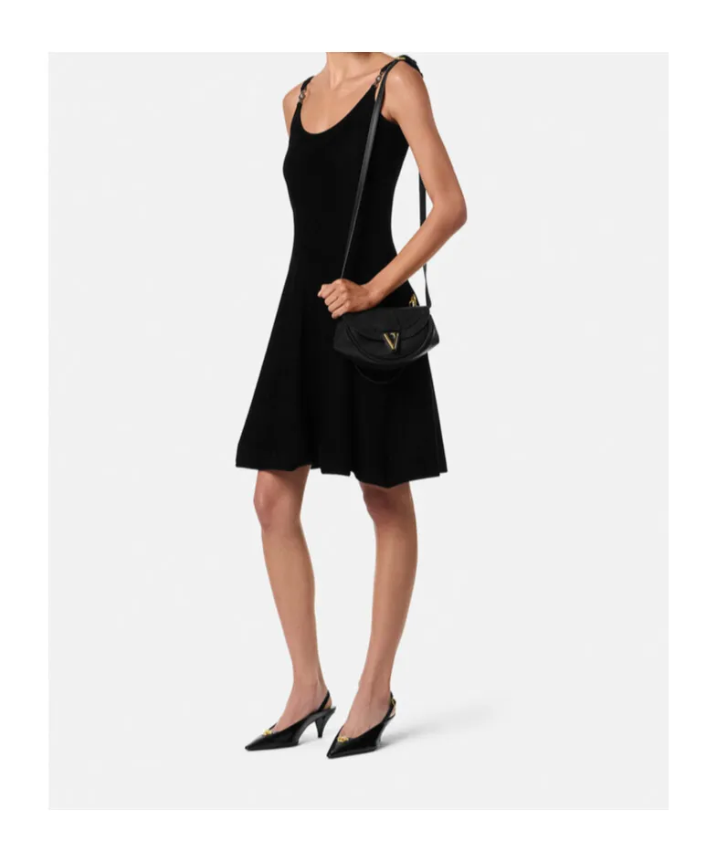 Virtus Small Shoulder Bag