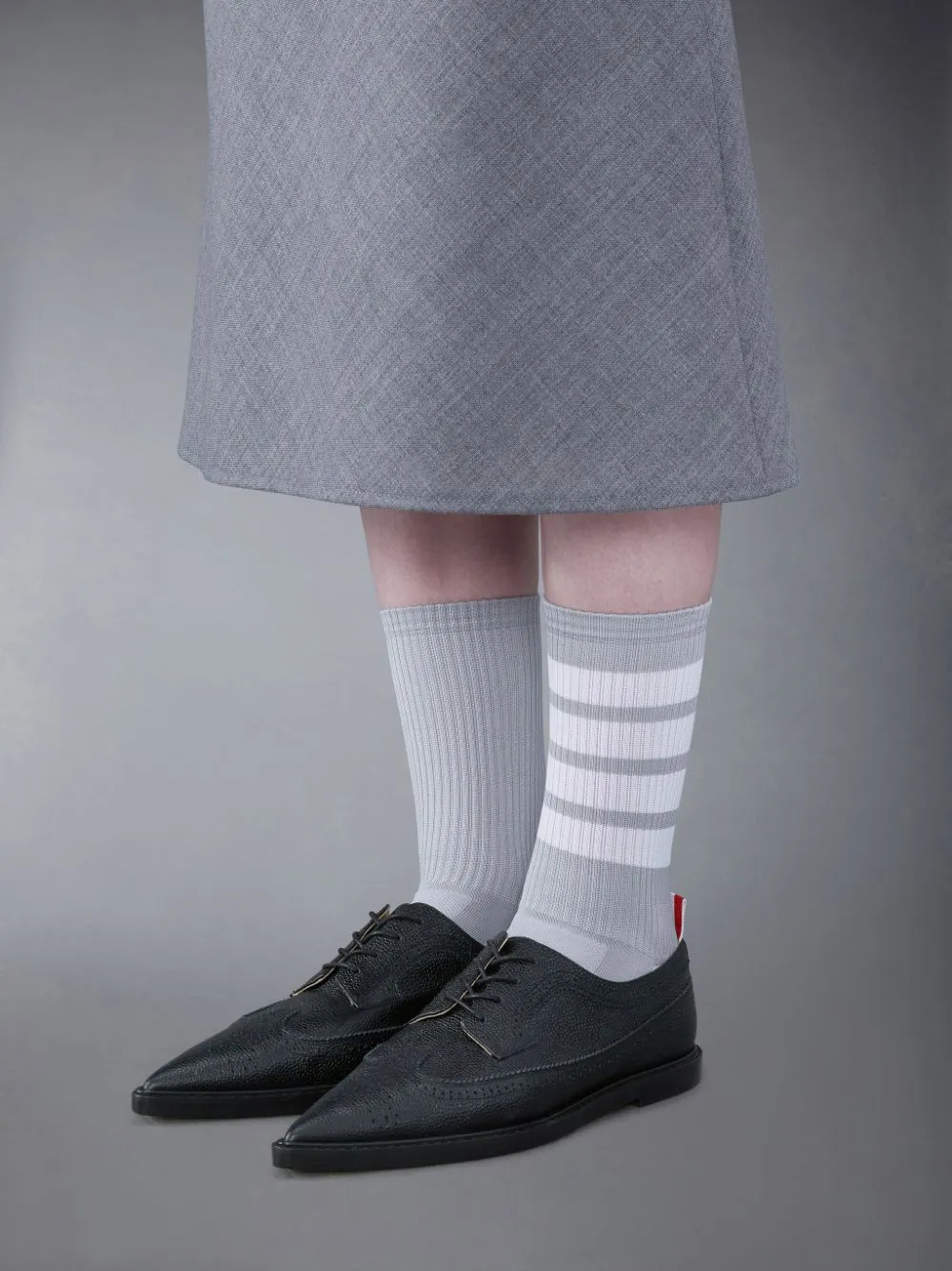 Pointed-Toe Leather Brogues