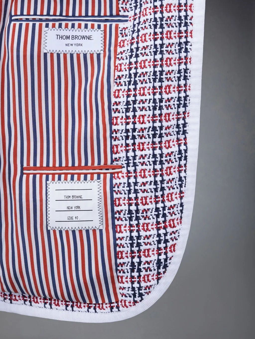 Check-Pattern Buttoned Tweed Jacket