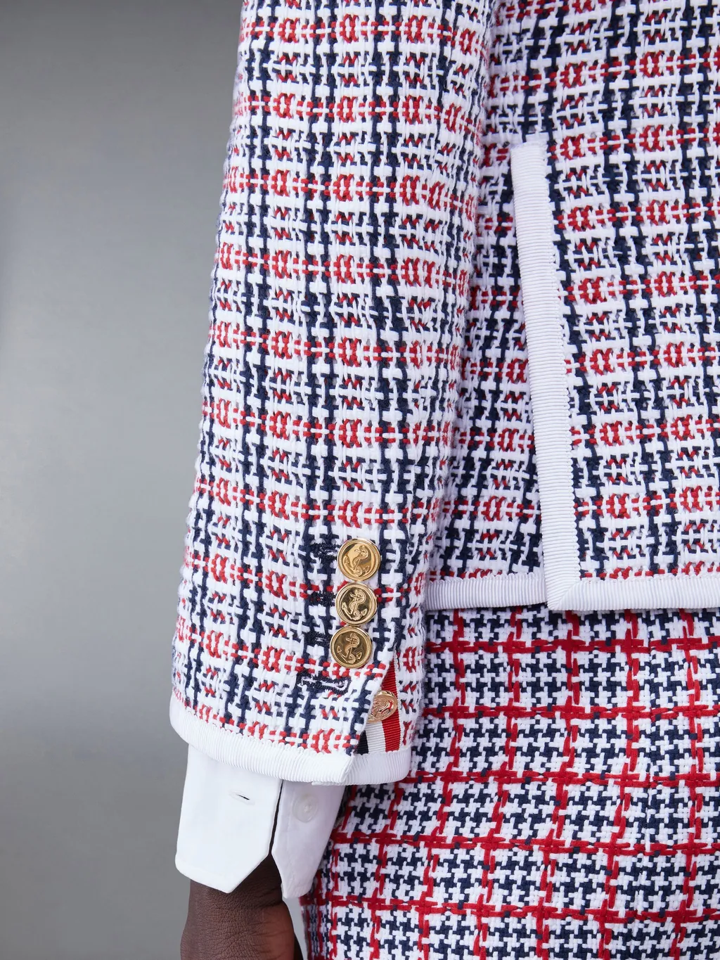 Check-Pattern Buttoned Tweed Jacket