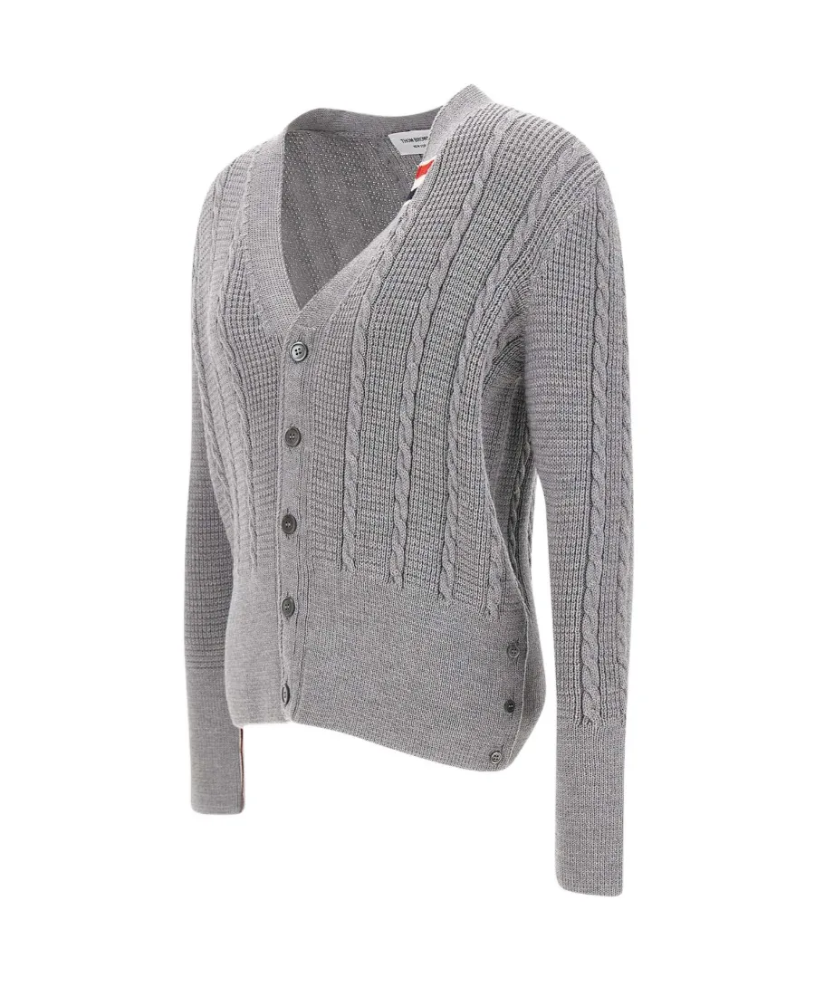 V-Neck Buttoned Knitted Cardigan