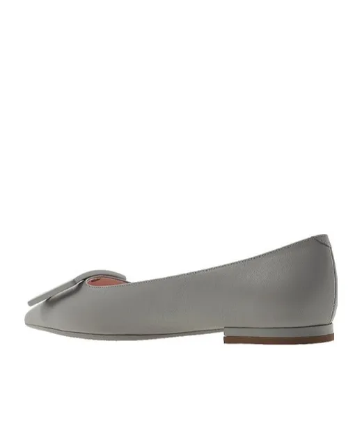 Pointed Flat Shoes