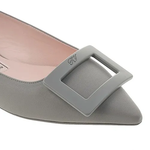 Pointed Flat Shoes