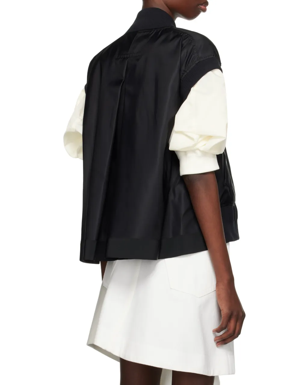 Sleeveless Zipped Gilet