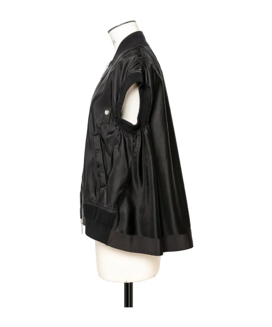 Sleeveless Zipped Gilet