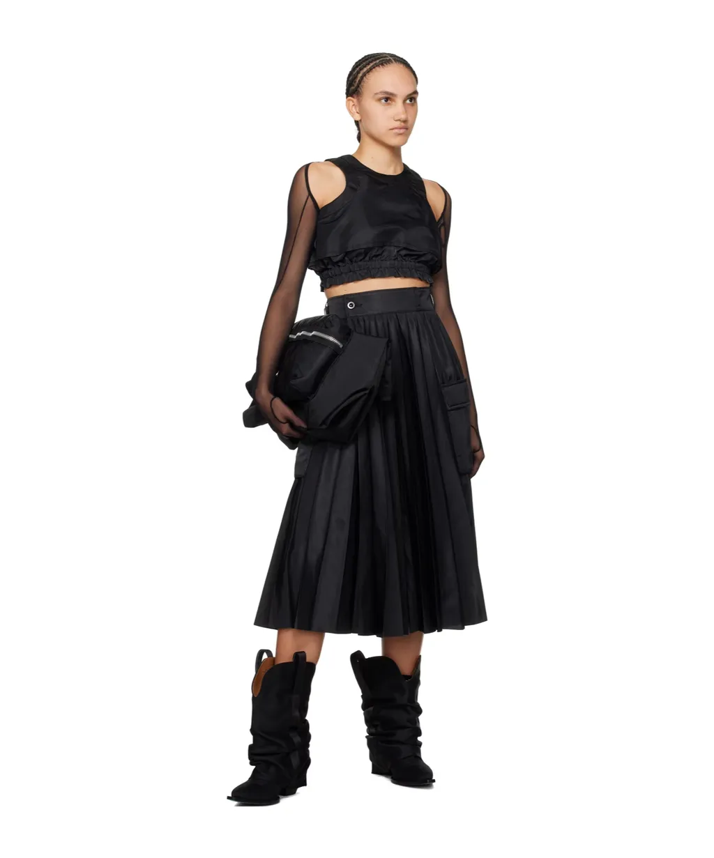 Sleeveless Zipped Cropped Top