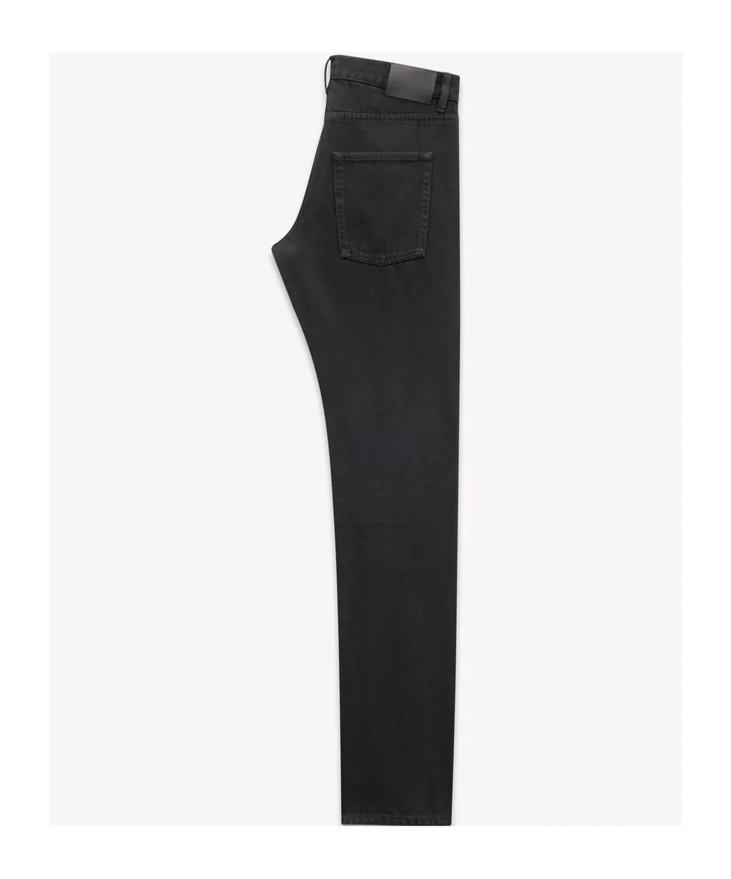 Mid-Rise Relaxed Slim Jeans