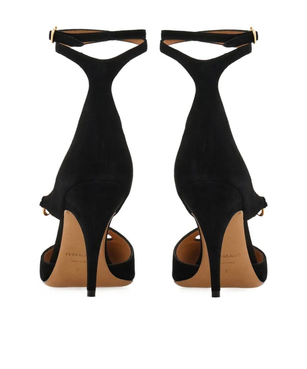 Peep-Toe Pump With Gancini Detail