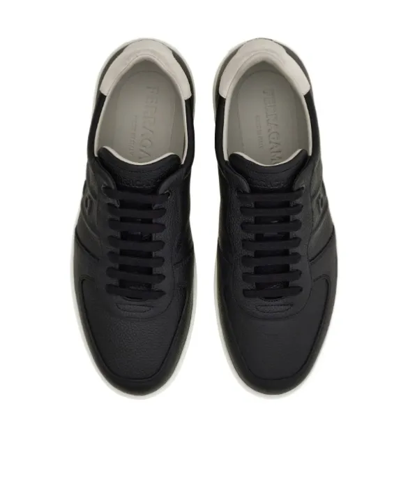 Low-Top Sneaker