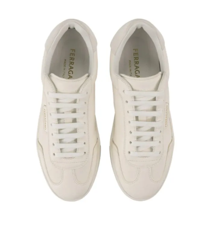 Low-Top Sneaker