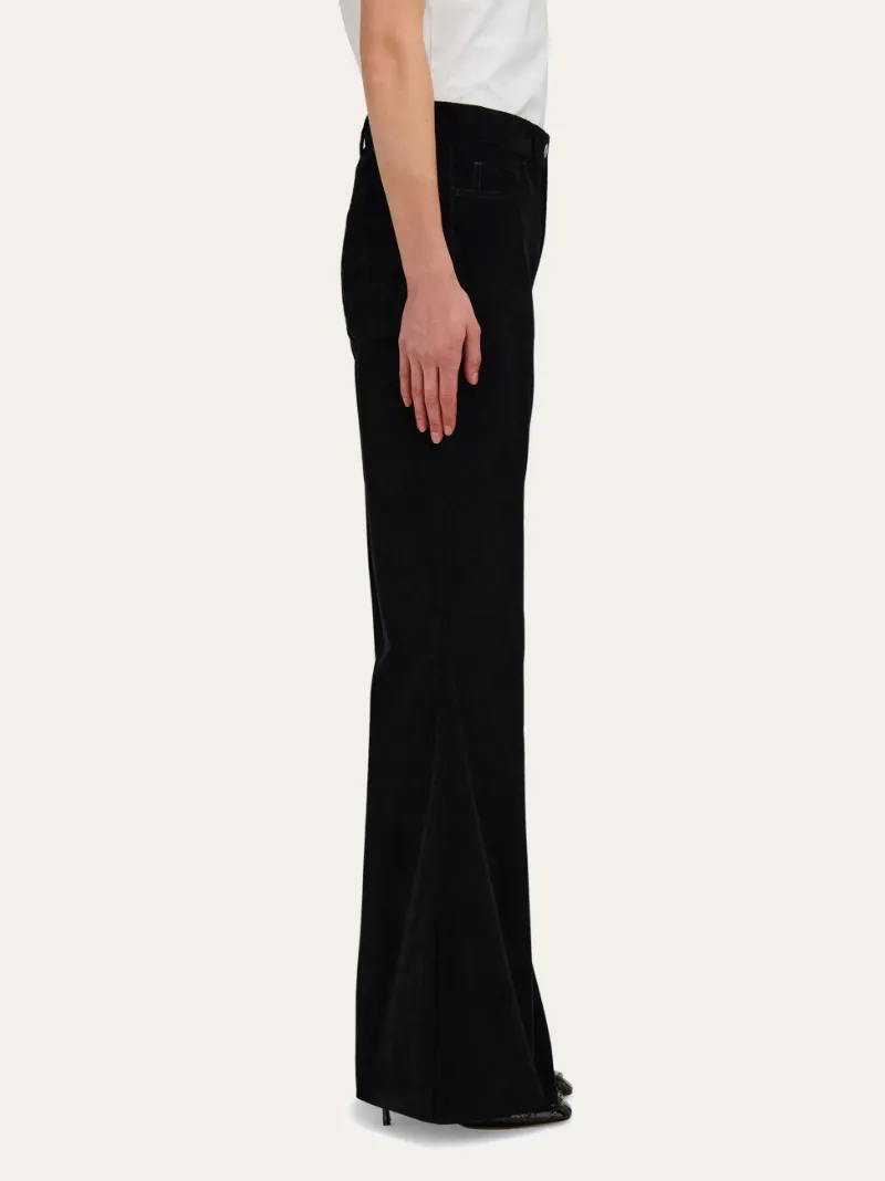 Flared Cords