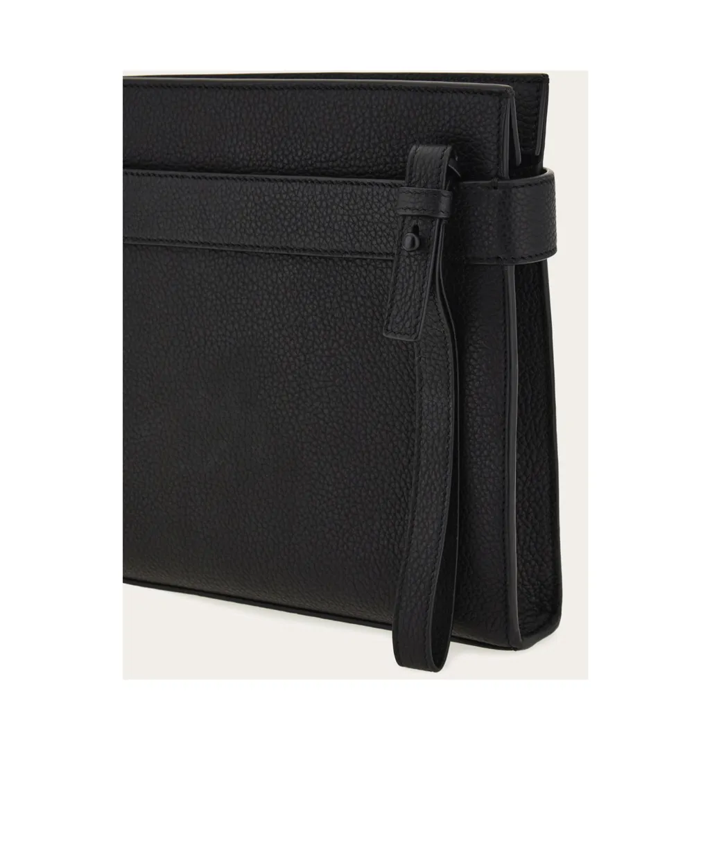 Zipper Clutch