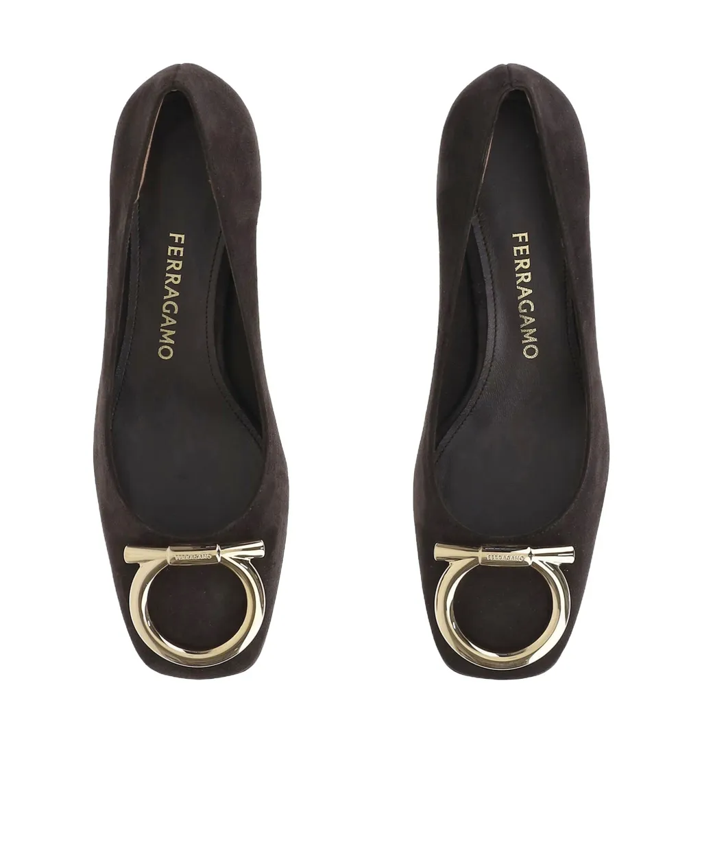 70Mm Gancini-Detail Suede Heeled Pumps