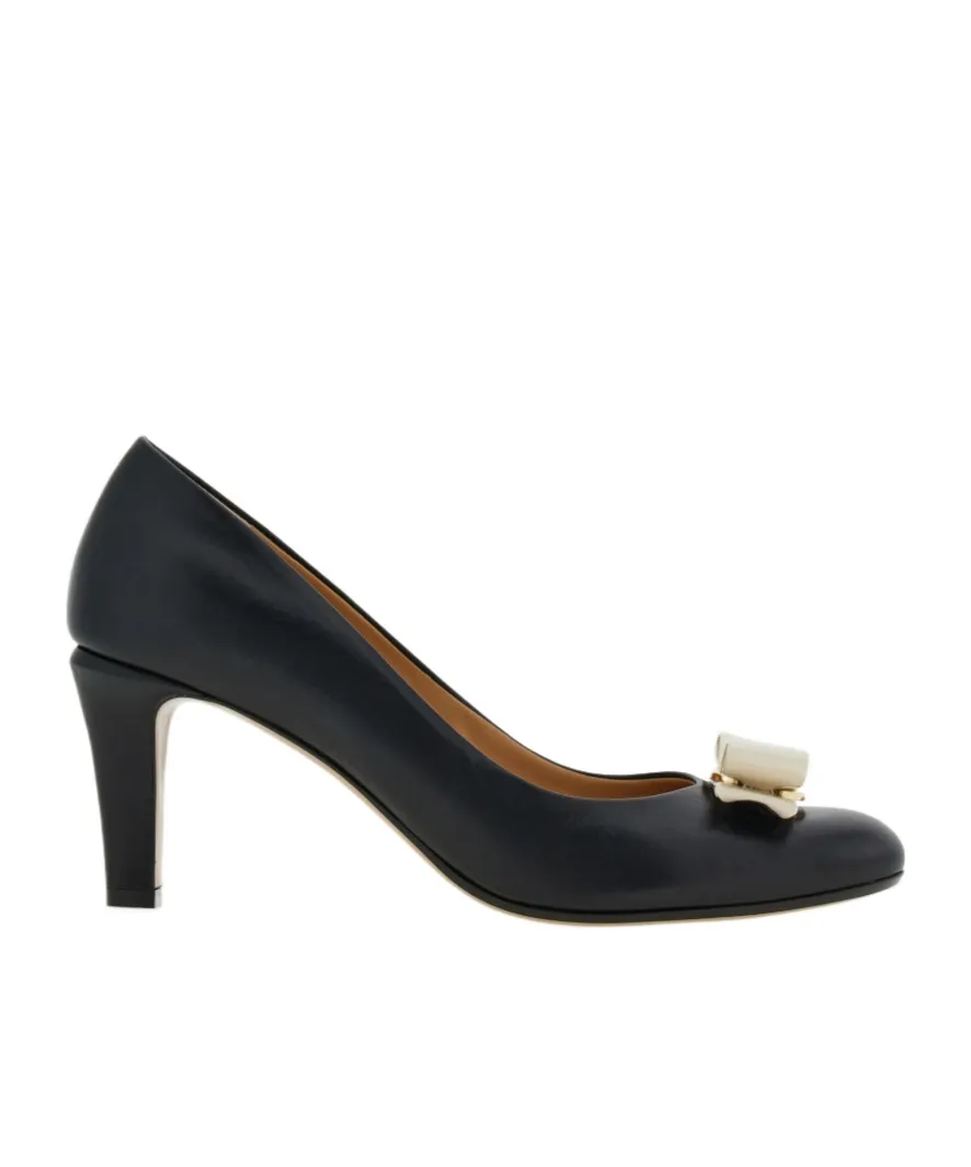 Vara Bow Pump Shoe