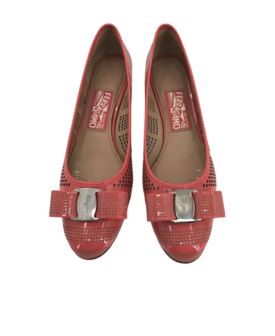 Logo High Heels