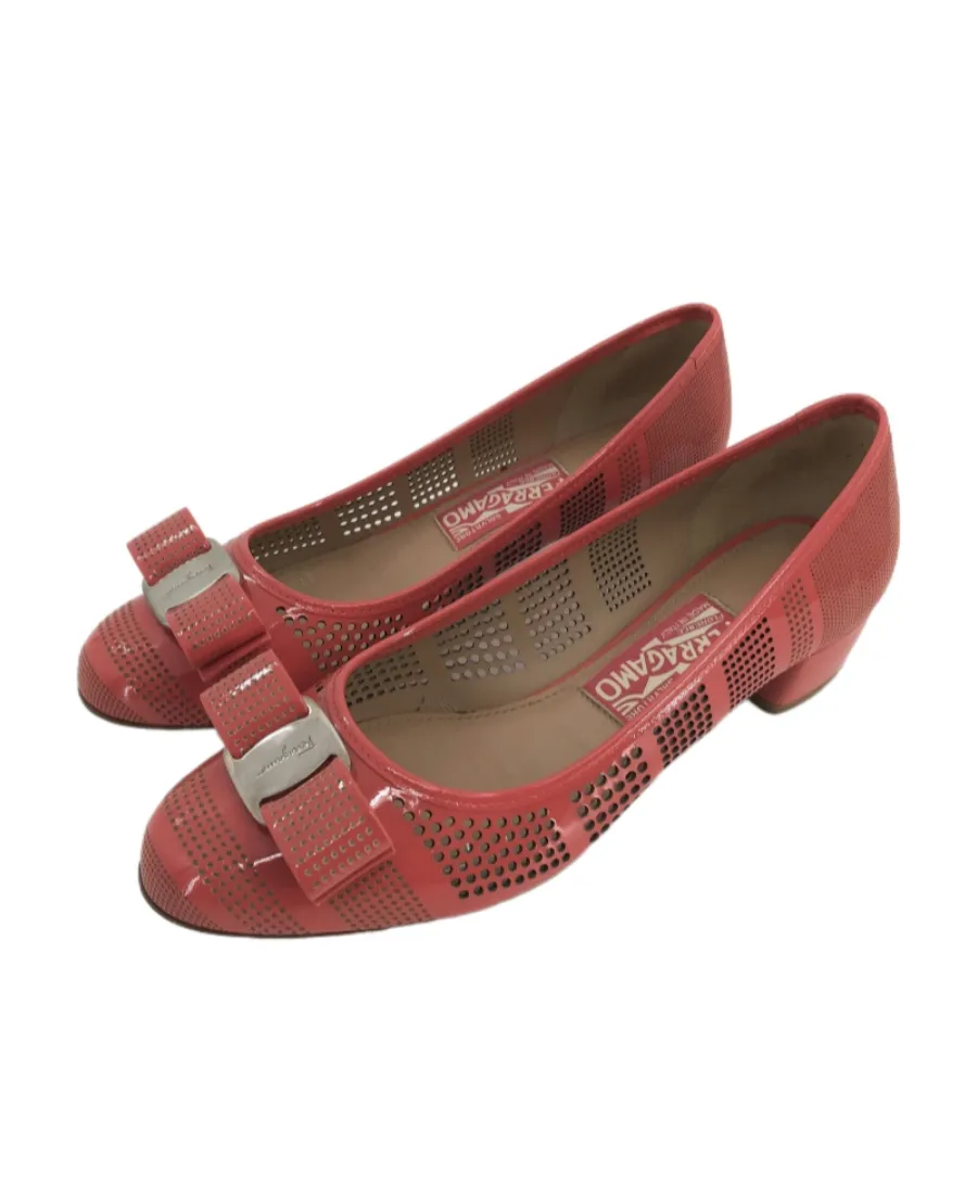 Logo High Heels