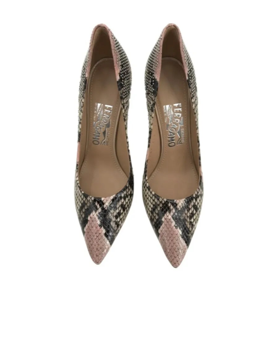Logo Details Heels