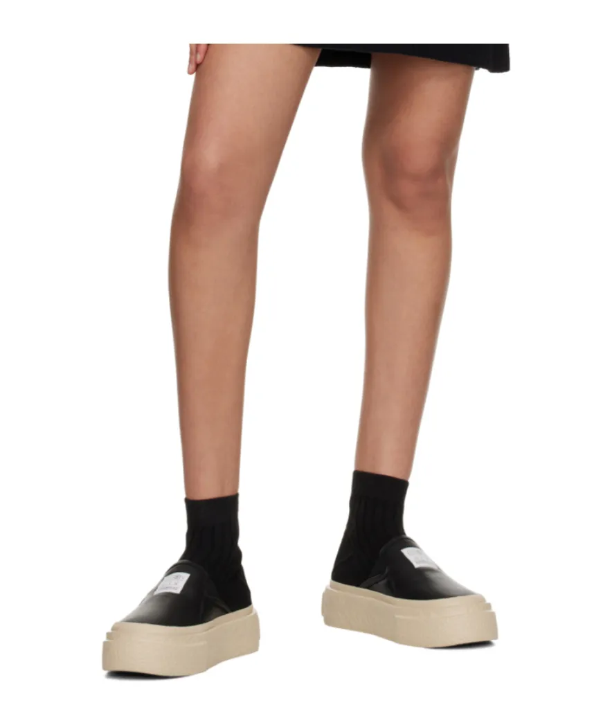 8 Ax Logo Patch Sneakers