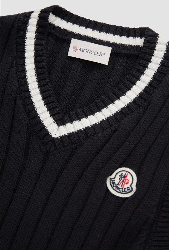 V-Neck Gilet