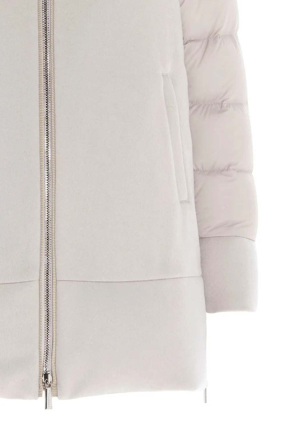 Long-Sleeved Hooded Pie Overcome