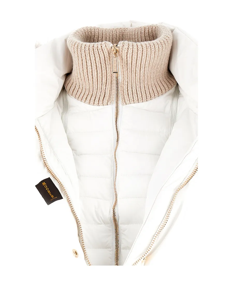 Long-Sleeved Hooded Down Jacket